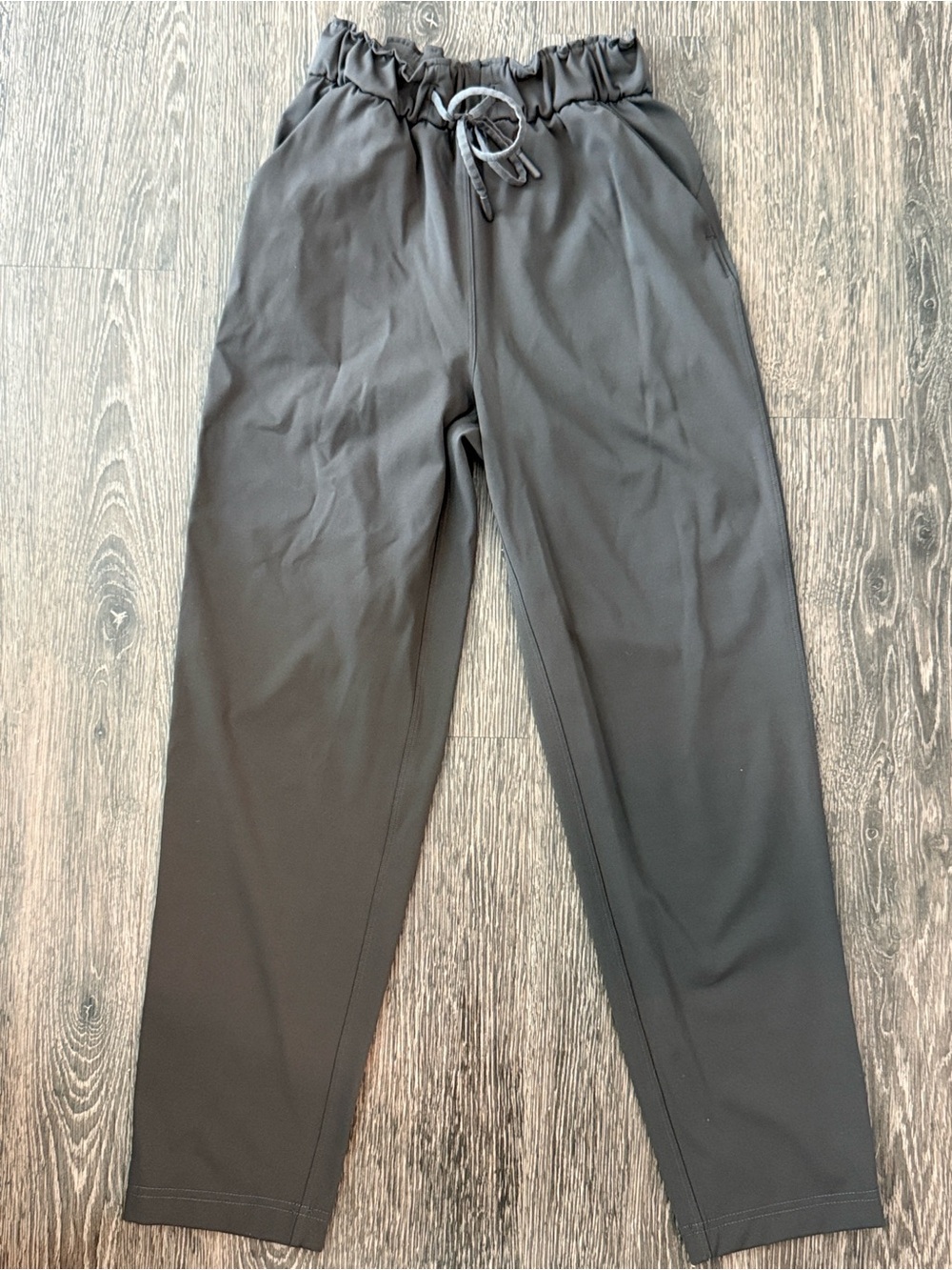 lululemon athletica Black Ankle-Length Drawstring Pants